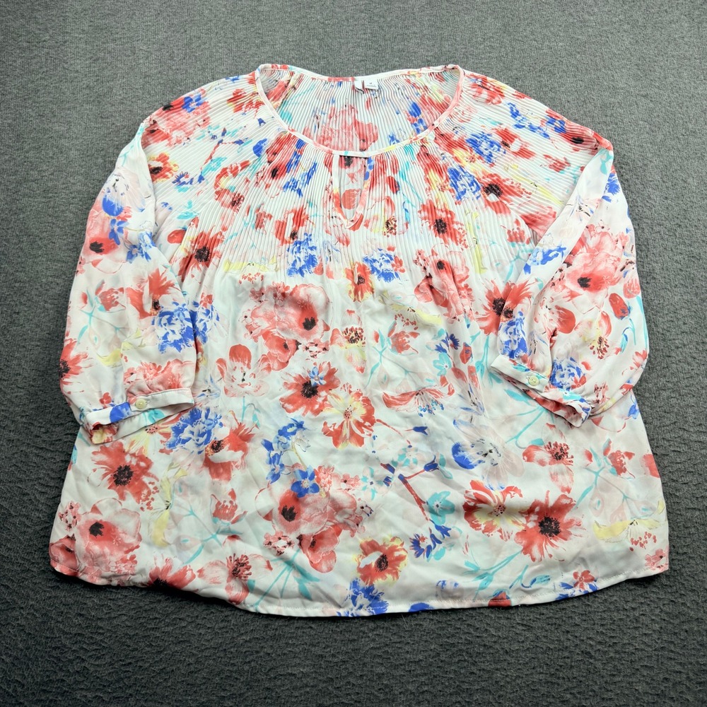 Elle Floral‎ Pleated Blouse Women's Medium White Red Blue 3/4 Sleeve Keyhole Top